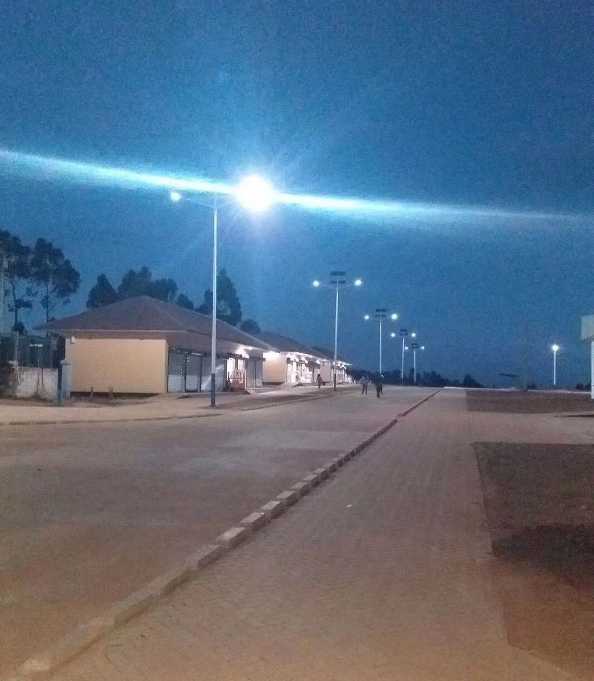 钢城区非洲科特迪瓦太阳能路灯工程